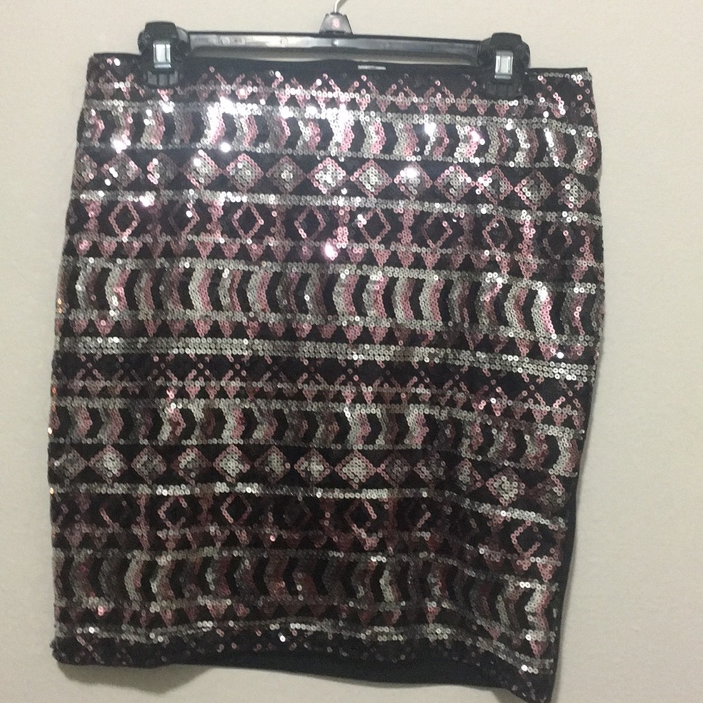 Sparkle away darling! Night out skirt